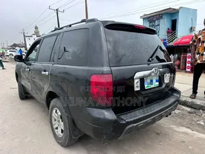 Honda Pilot 2004 Black