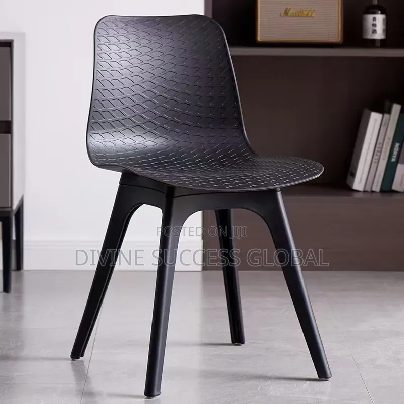 Quality Imported Solid Restaurants Plastic Chairs