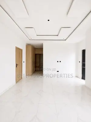 4bdrm Duplex in Lekki for sale