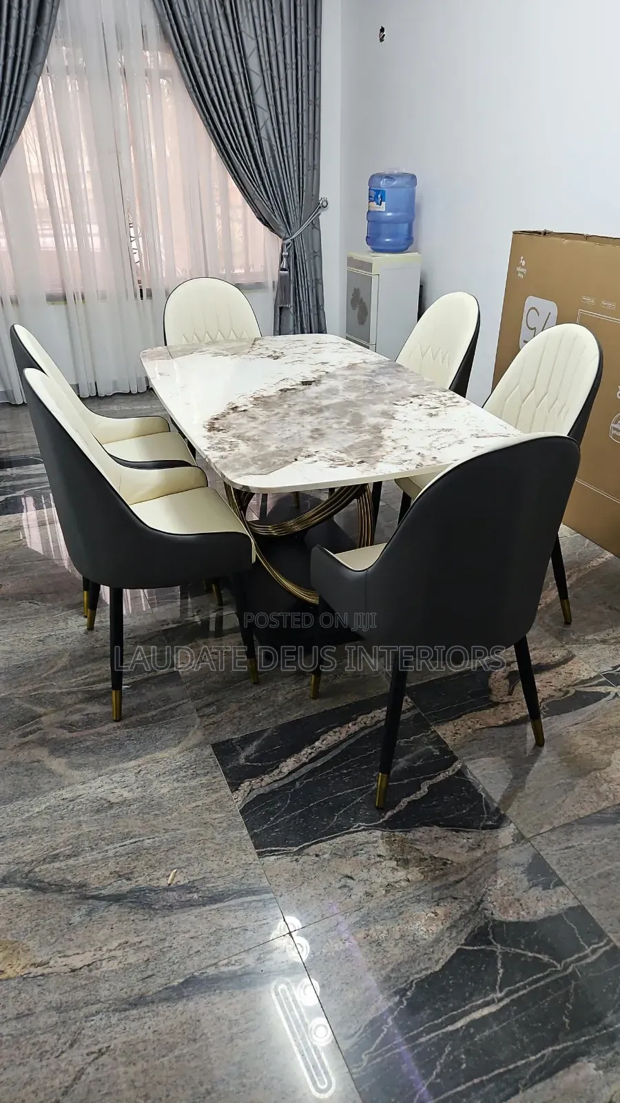 Exquisite 6 Sitters Marble Top Dining Table