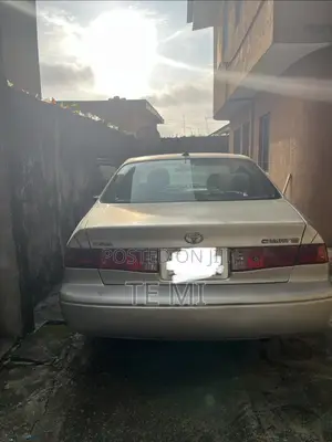 Toyota Camry 2001 Silver