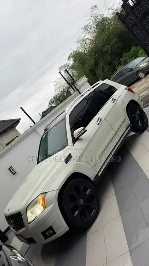 Mercedes-Benz GLK-Class 350 4MATIC 2012 White
