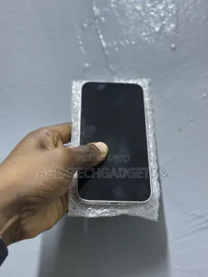 Apple iPhone 13 128 GB White