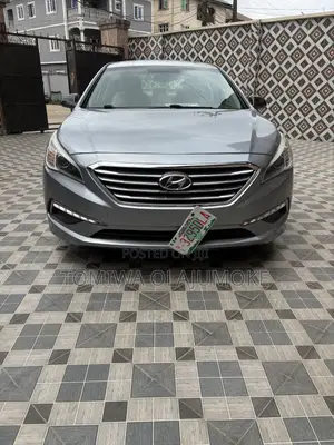 Hyundai Sonata Limited 4dr Sedan (2.4L 4cyl 6A) 2015 Gray