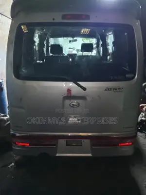 Daihatsu Hijet 2012 Silver