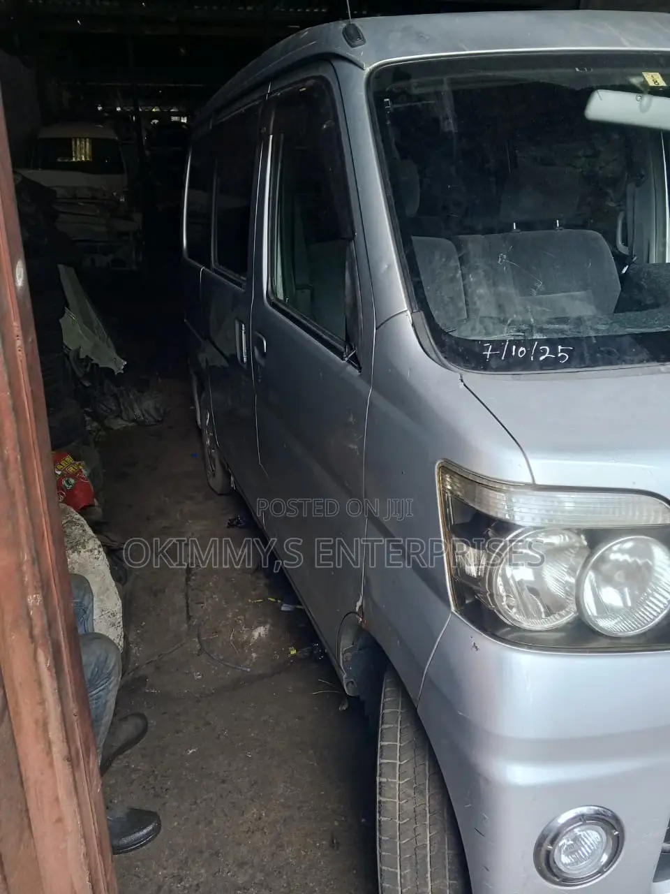 Daihatsu Hijet 2012 Silver