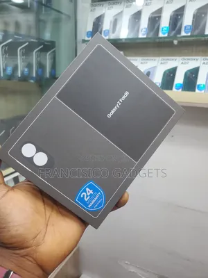 New Samsung Galaxy Z Fold8 1 TB Graphite