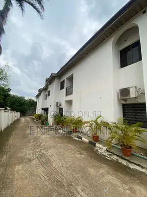 3bdrm Block of Flats in Wuye for rent