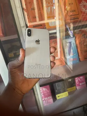 Apple iPhone X 64 GB White