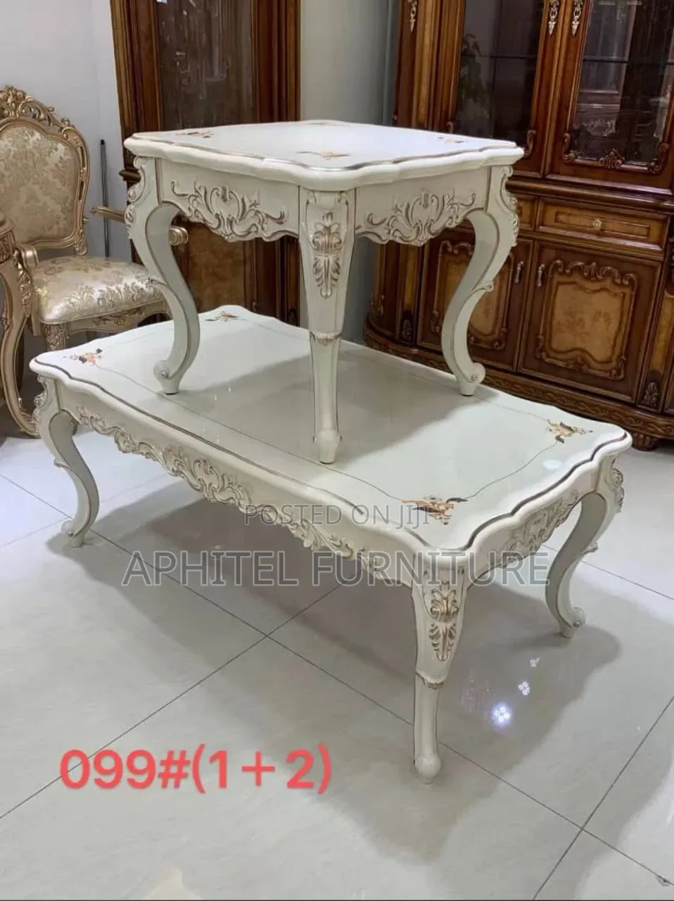 Royal Center Table