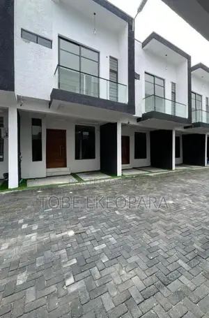 3bdrm Duplex in Ikota for rent