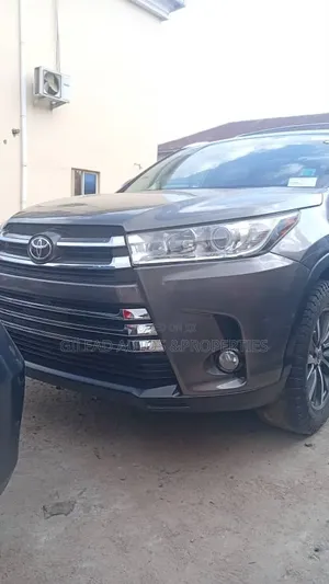 Toyota Highlander 2019