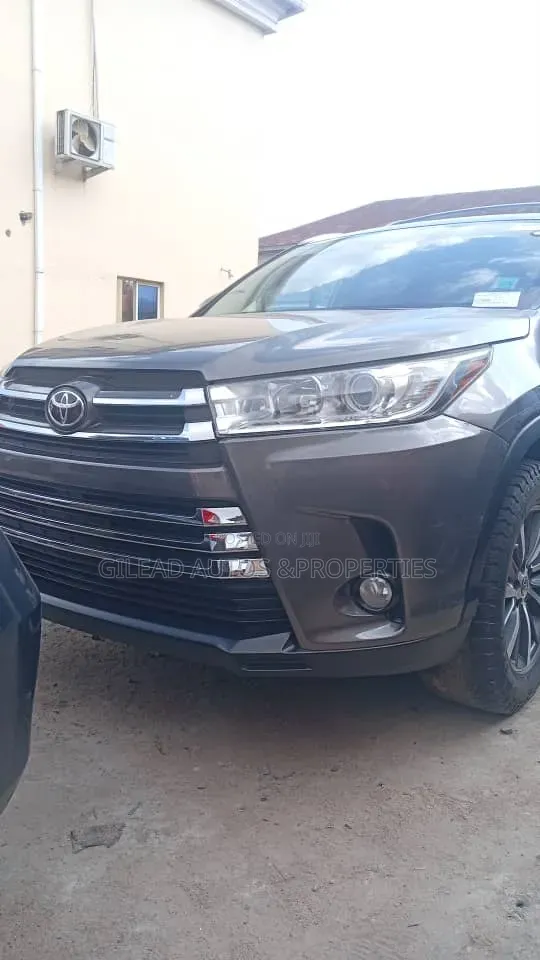 Toyota Highlander 2019
