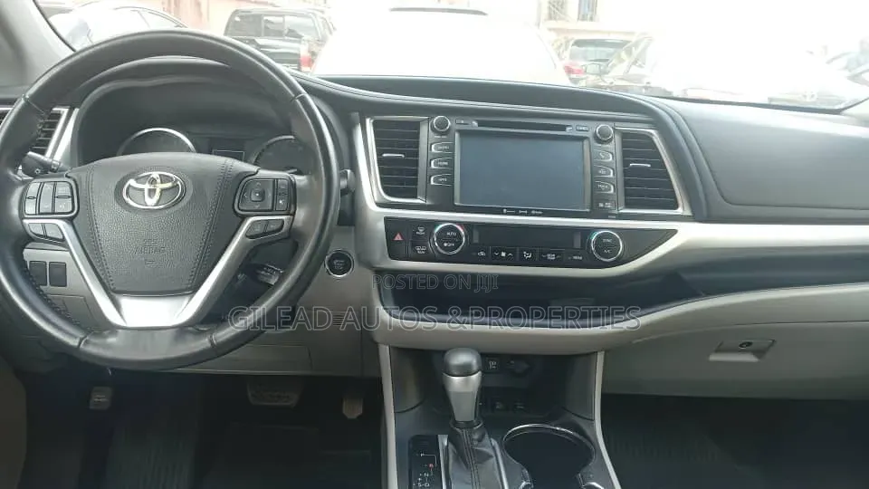 Toyota Highlander 2019