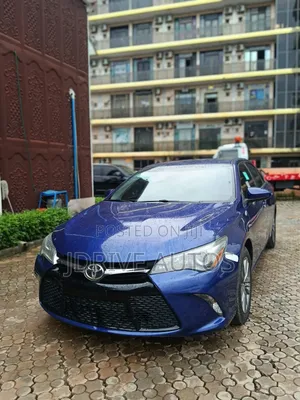 Toyota Camry SE 4dr Sedan (2.5L 4cyl 6A) 2015 Blue