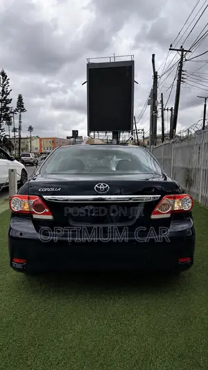 Toyota Corolla 2009 Black