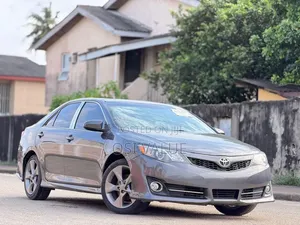 Toyota Camry 2014 Gray