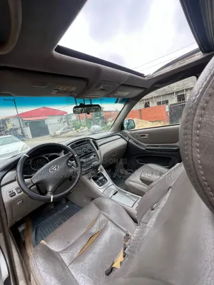 Toyota Highlander 2003 Silver