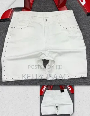 Good and Quality Men Short Jeans With