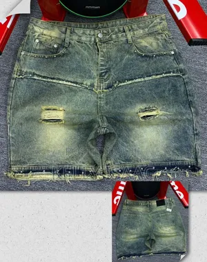 Good and Quality Men Short Jeans With