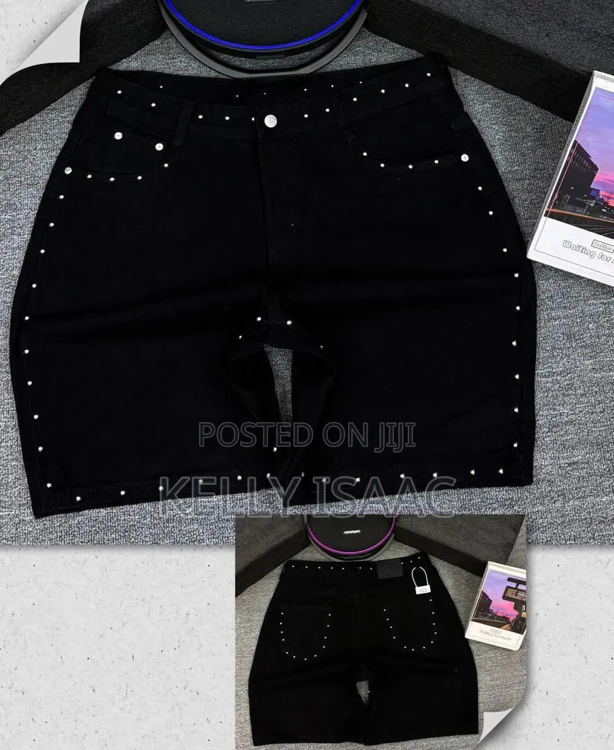 Good and Quality Men Short Jeans With
