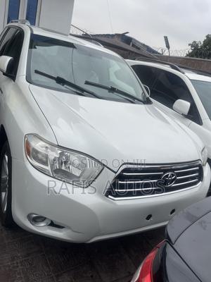 Toyota Highlander Limited 2009 White