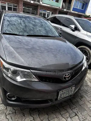 Toyota Camry 2014 Gray