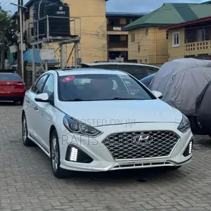 Hyundai Sonata Sport 2018 White