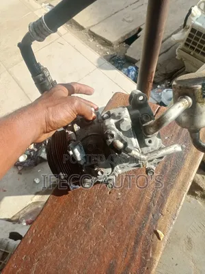 Toyota Sienna 2008 to 2014 a/C Compressor