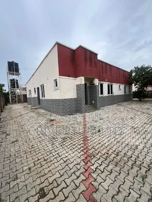 3bdrm Bungalow in Galadimawa for sale