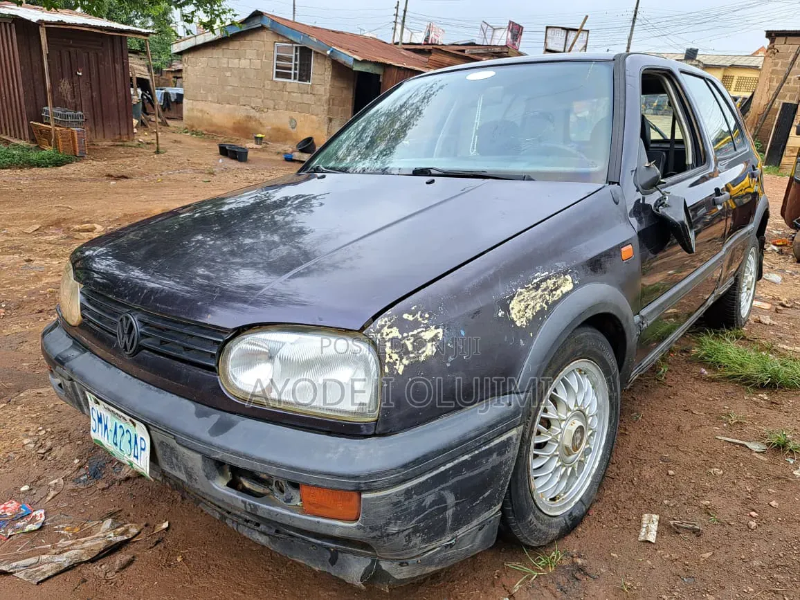 Volkswagen Golf 1999 Blue