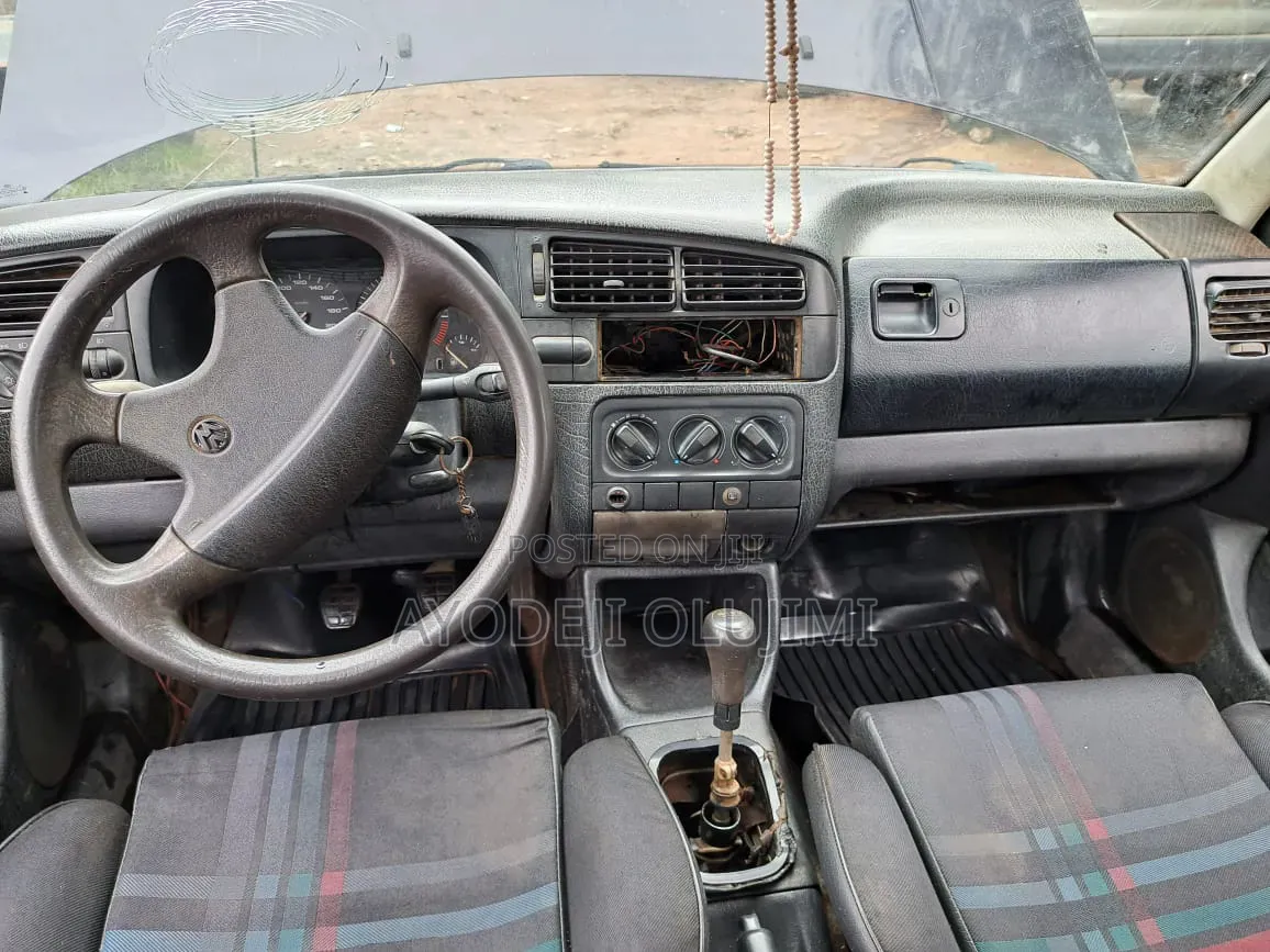 Volkswagen Golf 1999 Blue