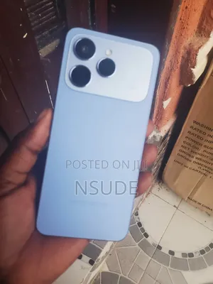Tecno Spark 40 128 GB Blue