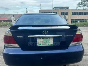 Toyota Camry 2006 Blue