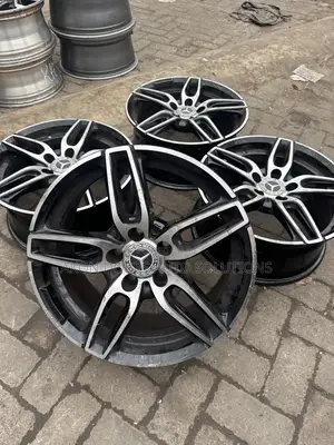 Mercedes Benz