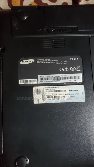 Laptop Samsung S3511 3GB Intel Core i5 HDD+SSD 500GB