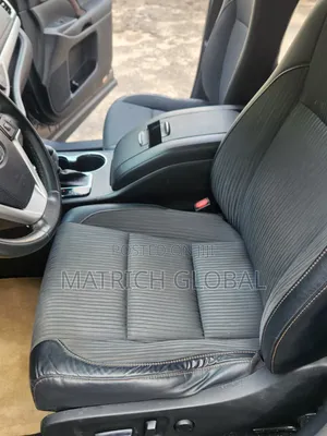 Toyota Highlander LE Plus 4dr SUV AWD (3.5L 6cyl 6A) 2015 Gray
