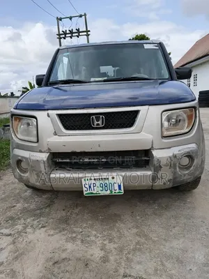 Honda Element 2004 Blue