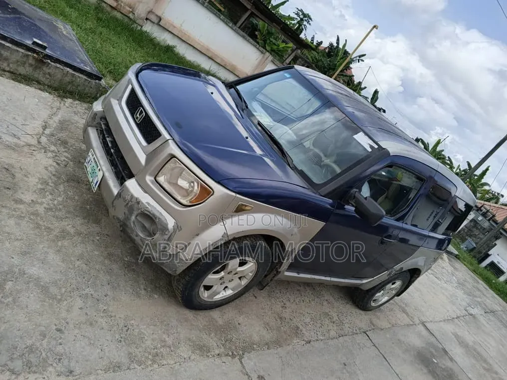 Honda Element 2004 Blue