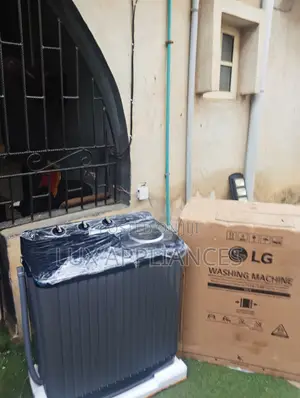 LG P800R3AGNC Twin Tub Washing Machine 8kg Capacity