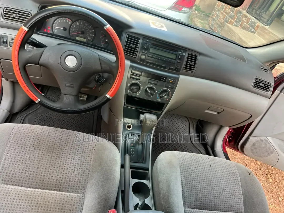 Toyota Corolla 2005 Red