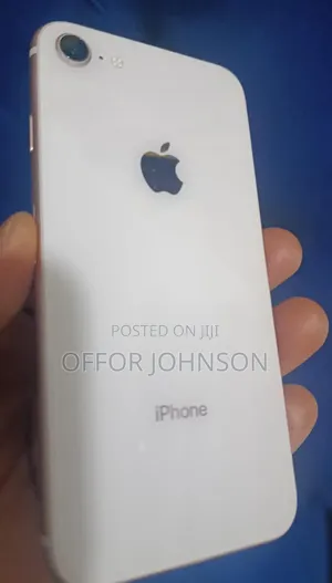Apple iPhone 8 64 GB White