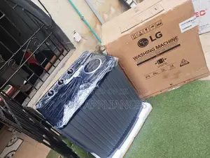 LG 8kg Twin Tub Washing Machine With Separate Wash and Spin Tubs