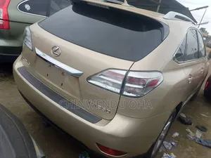 Lexus RX 2010 Gold