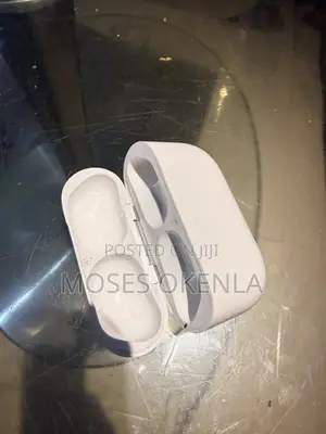 Original OEM Aipods Pro 3 Case