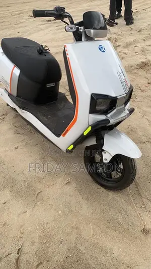 Motorcycle 2025 White