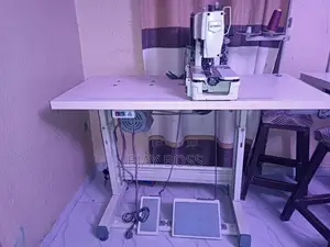 Button Hole Machine