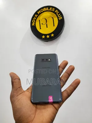 Samsung Galaxy S10e 128 GB Black