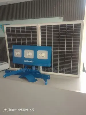 Wakatek 300W Solar Flood Light for Home & Business