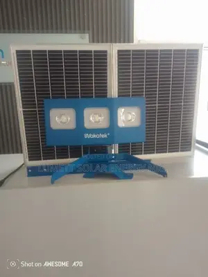 Wakatek 300W Solar Flood Light for Home & Business